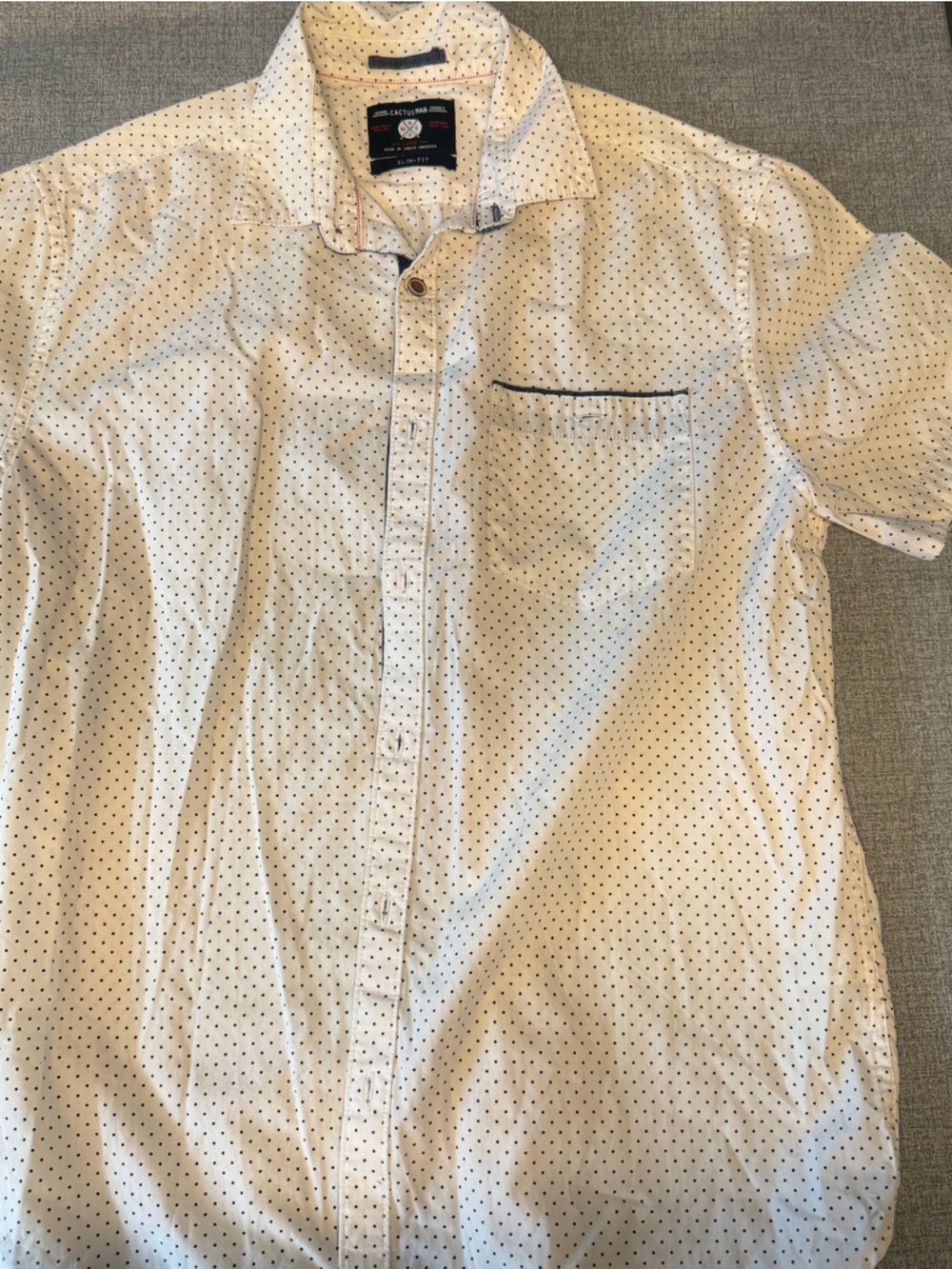 Short-Sleeve White Micro Dot Button-Down Shirt by Cactus Man slim fit